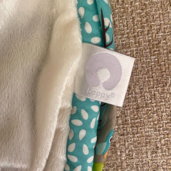 Boppy pillow cover in woodland animals - Picture 4 of 4